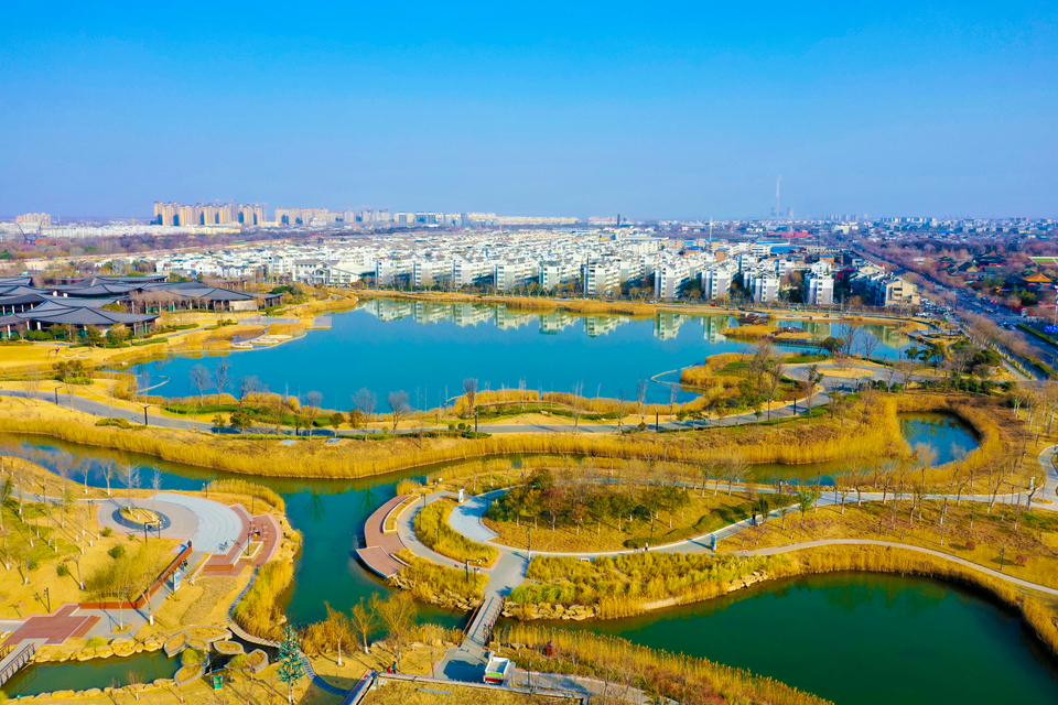 河南開封：濕地公園美景如畫