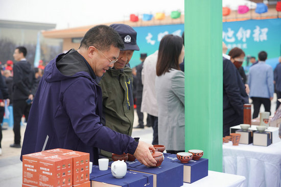 圖片默認標題_fororder_文創展銷集市2 攝影 王保龍
