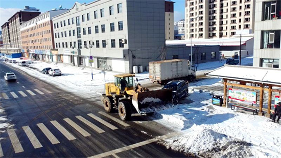 以雪為令！吉林省安圖縣全力清雪保暢通