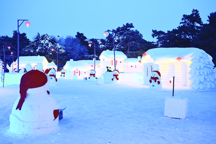 長春南湖公園：雪人、雪房子、雪世界