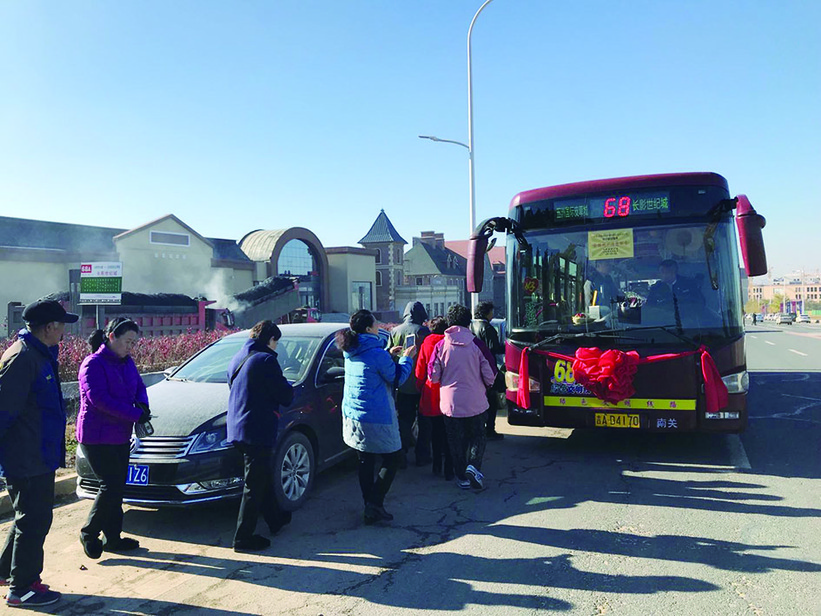 68路公交車雙線開通試運營  打通凈月橫向交通