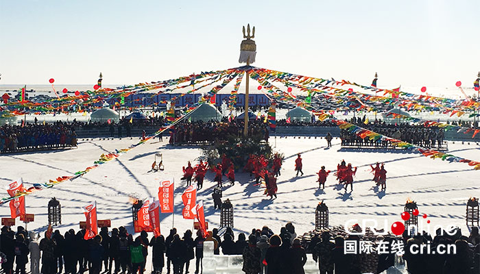 03【吉林】【原創】【CRI看吉林（標題）】【社會民生（標題）】【關東黑土（松原）】【移動版圖）】“2018冰雪吉林行”中外記者感受查幹湖漁獵文化