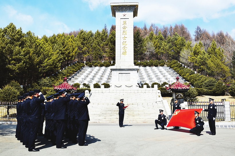 吉林省各地人武部開展清明祭英烈活動