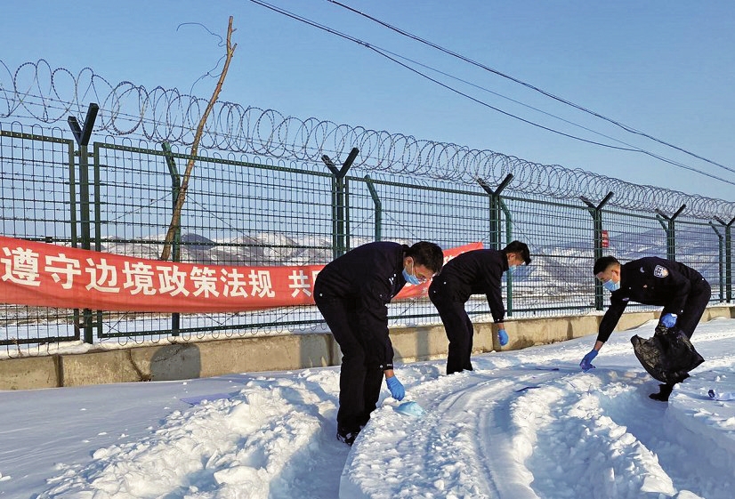 保護母親河 延邊邊境管理支隊開山屯邊境派出所開展主題公益活動