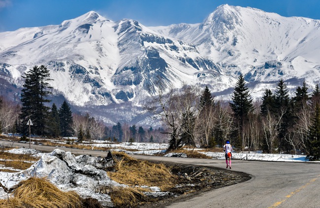 2021中國山地馬拉松系列賽吉林長白山站暨第二屆長白山林海雪地馬拉松賽鳴槍開跑