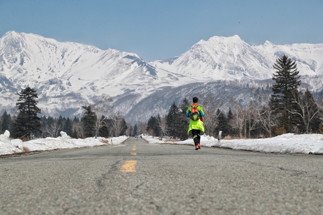 2021中國山地馬拉松系列賽吉林長白山站暨第二屆長白山林海雪地馬拉松賽鳴槍開跑