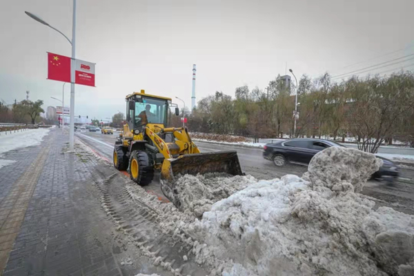 【吉林110901】凈月高新區：全力出擊抗冰雪 勠力同心為平安_fororder_微信圖片_20211109111630