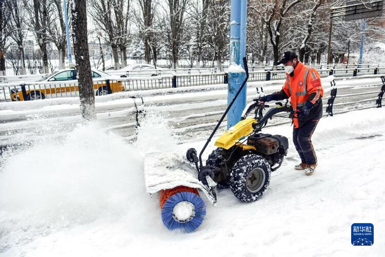 長春：清雪除冰 為疫情防控工作保駕護航_fororder_微信圖片_20220317092717