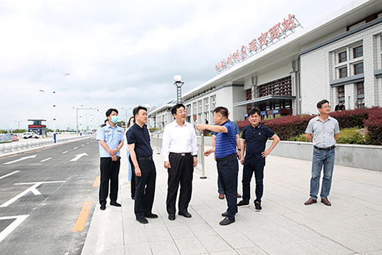 B【吉02】延吉市委副書記、市長蔡奎龍調研延吉西站站前即停即走道路工程進展情況