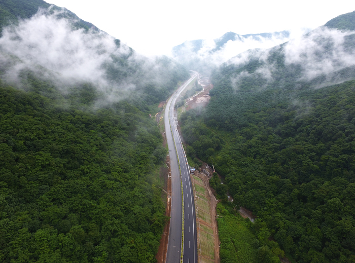 01【吉林】【原創】集通高速公路建成通車 長春到集安開車只要3小時20分鐘