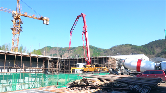 安圖縣盯緊民生保障工程 加快污水處理廠擴建項目建設進度_fororder_安圖污水廠2