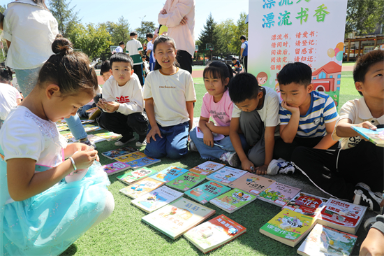 “閱”讀“悅”香 延邊州安圖縣開展豐富多彩的讀書活動_fororder_吉林安圖閱讀1