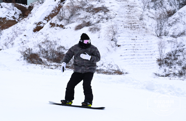 長白天下雪 吉美在延邊丨2023—2024延邊州冰雪旅遊季開幕