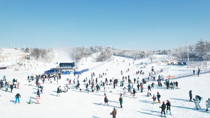 長春榮獲“2024年冰雪旅遊十佳城市”殊榮