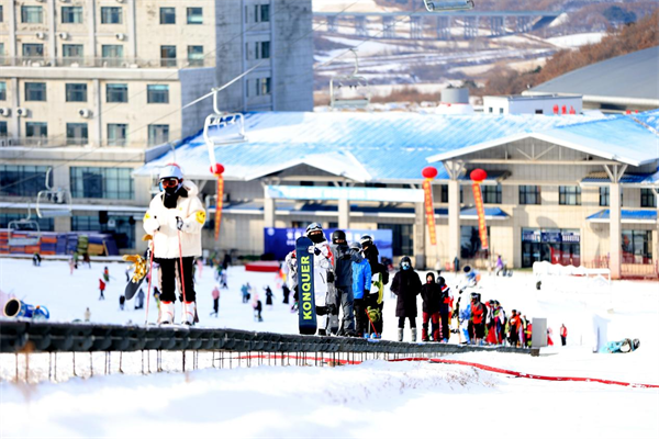 第十一屆延吉國際冰雪旅遊節落幕 “冷”資源熱力全開 冰雪經濟釋放“熱效應”_fororder_圖片1