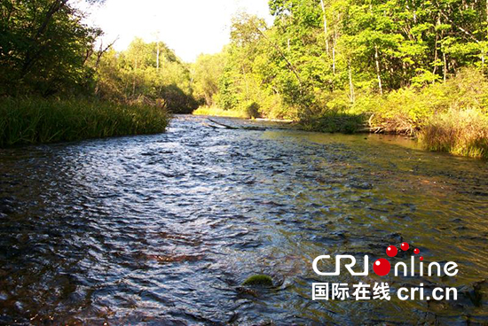 06【吉林】【原創】【CRI看吉林（標題）】【關東黑土（白山）】【移動版（列表）】【ChinaNews帶圖列表】慶祝改革開放40週年系列報道（吉林篇）之十三：吉林省靖宇縣礦泉資源獲七個全國“第一”