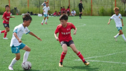 延吉市在這項國際青少年足球邀請賽中奪冠