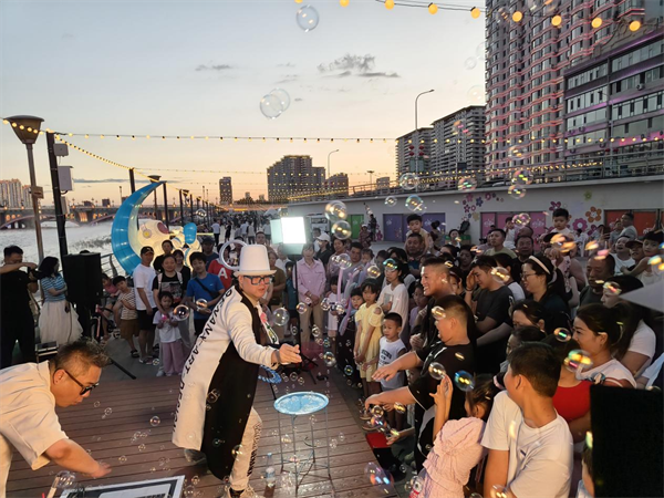 延吉“小外灘”布爾星畔·浪漫之旅酷炫開放_fororder_吉林小外灘3
