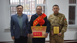 蛟河市軍地聯合為現役軍人家庭送喜報