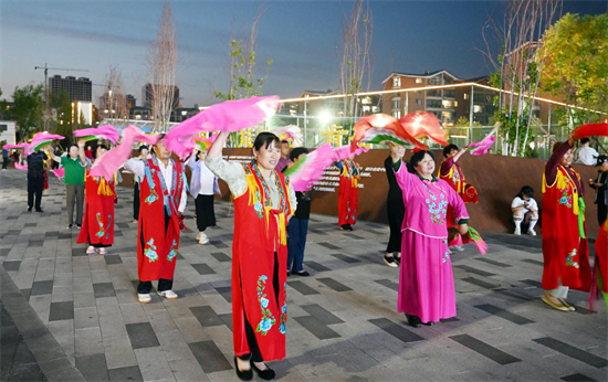 柔和燈光點亮城市夜間生活 延吉韶華園勾勒民生幸福圖景_fororder_吉林柔和燈光1