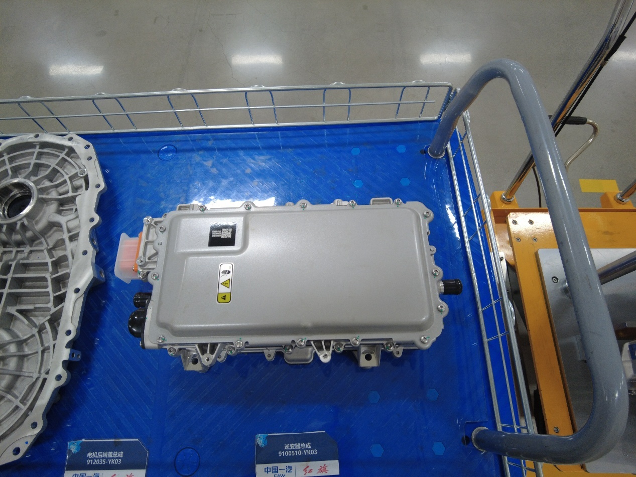 創新築夢·長春汽開智造進行時丨“數智”賦能創新路：一汽旗新動力科技公司的突破與擔當