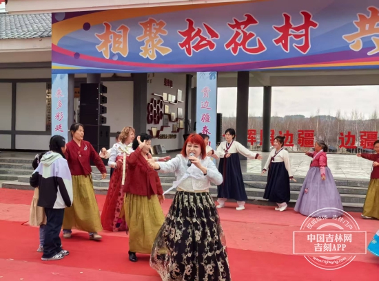 安圖縣舉辦“來多彩延邊 探邊境春韻 相聚松花村 共繪中華情”“五一”文旅體驗活動