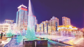 延吉青年廣場音樂噴泉煥新回歸點亮夜色