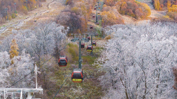 吉林市：大青山呈現秋冬交融獨特奇觀