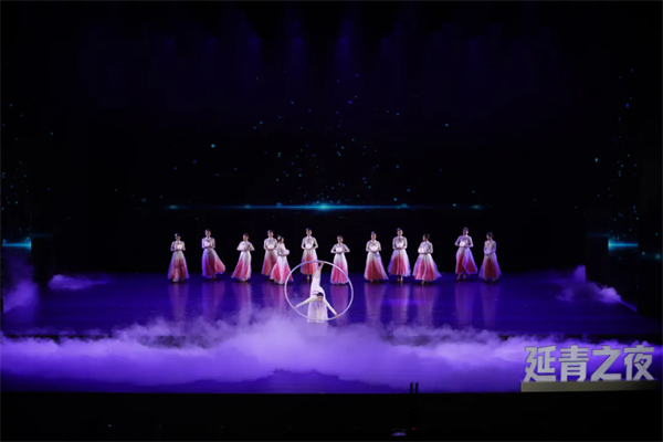 遊客雲集共赴“有一種生活叫延吉 延青之夜” 文化盛宴_fororder_吉林雲集1