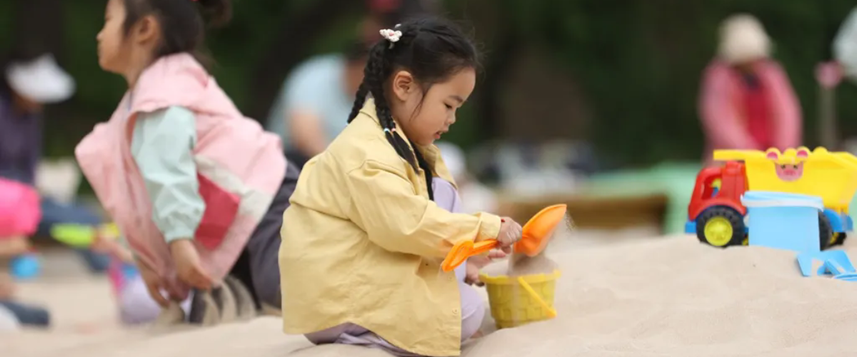 延吉人民公園沙灘樂園免費開放 少年兒童盡享歡樂_fororder_吉林大圖