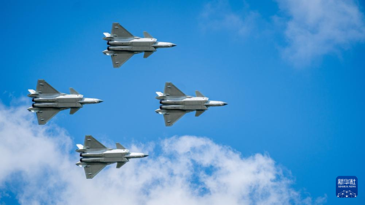 2025年空軍航空開放活動和長春航空展舉行預演