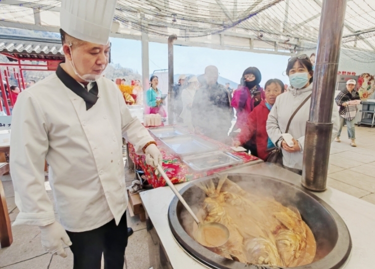 2025松花湖開江魚美食季拉開帷幕