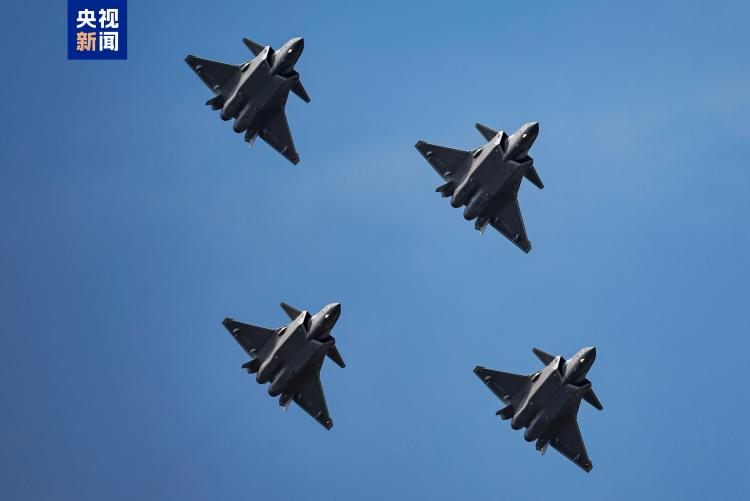 空警-500和殲-20同框！長春航空展第一波高清大圖來了
