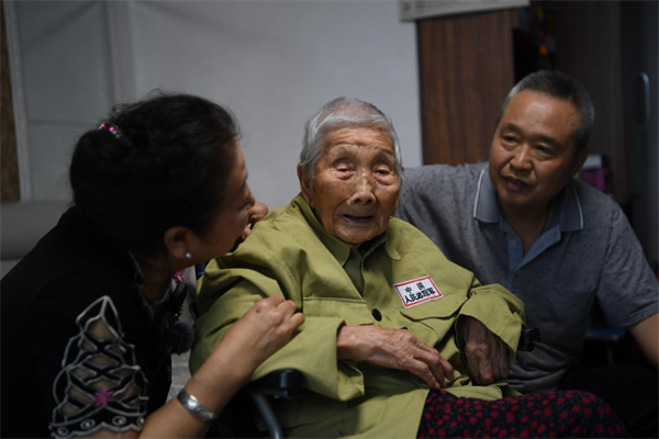 106歲抗戰女兵郭先聰：戰火中淬煉的鏗鏘玫瑰_fororder_圖片1