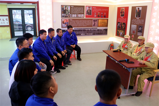 延吉：致敬英雄歲月 情暖光榮老兵_fororder_吉林老兵2