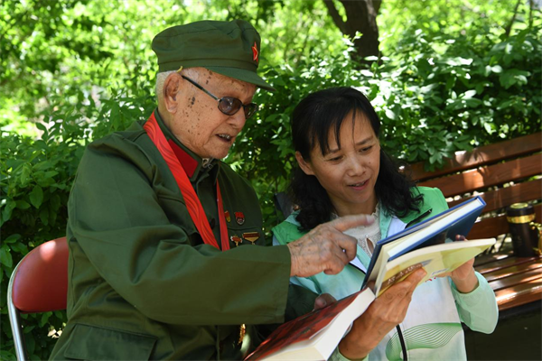 抗戰老兵孟繁德：炮火硝煙中用生命搶救戰友_fororder_吉林老兵