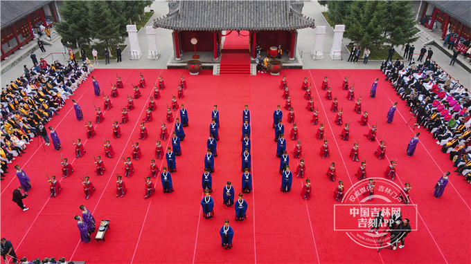 哦哦哦哦哦哦哦哦哦哦哦哦哦哦哦                             共祭先師 傳新時代文明 全球同祭孔——長春文廟舉辦紀念孔子誕辰2571週年典禮