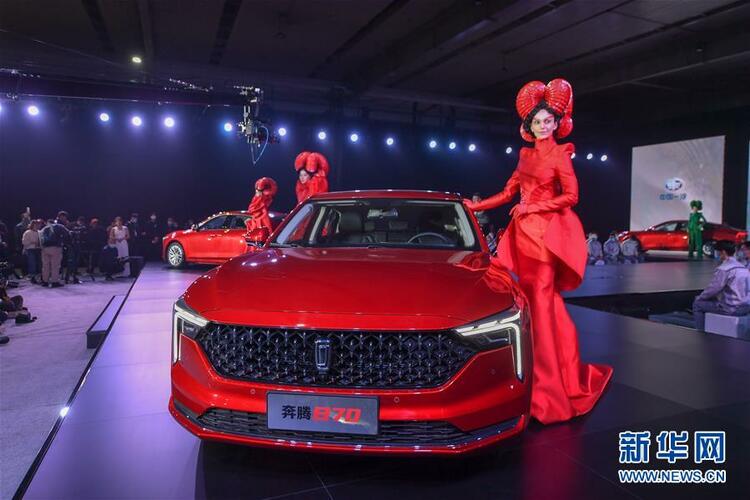 【圖集】全新第三代奔騰B70轎車在長春下線