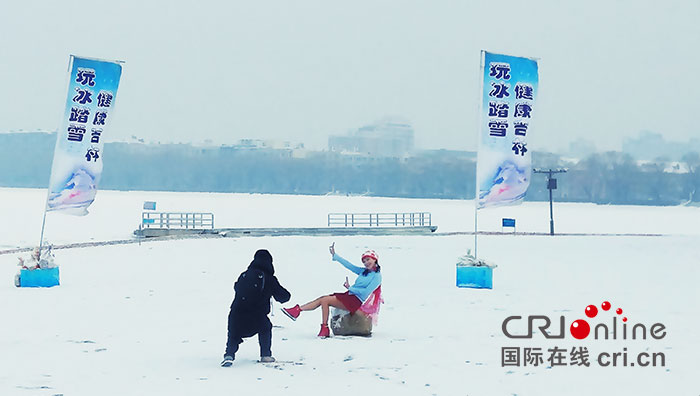 01【吉林】【原創】【CRI看吉林（標題）】【圖説吉林】【白山松水（大圖375 210）】【關東黑土（長春）】【移動版（列表）】【移動版（圖）】雪後長春好似一幅水墨畫