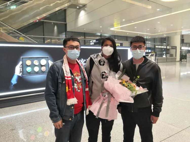 長春女足新外援索裏抵達長春
