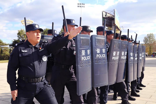 【吉林102204】延吉公安開展“秋季”全警大練兵_fororder_6警務技能訓練
