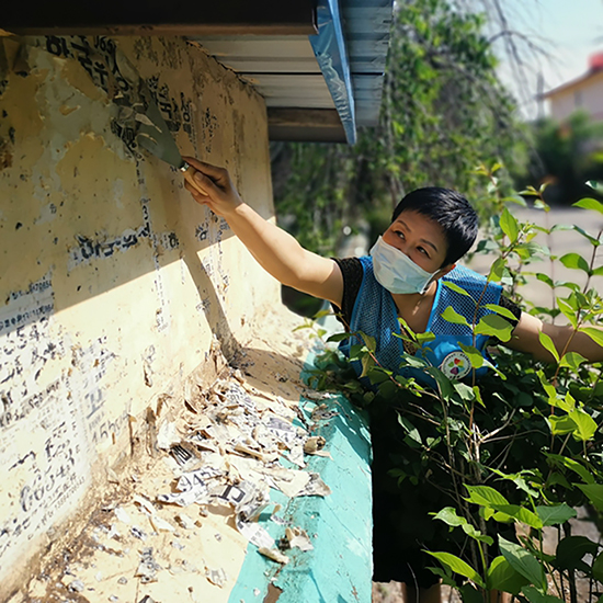 （有修改 第二張圖刪） B【吉03】延吉市醫療保障局幹部深入包保村 助力農村人居環境整治
