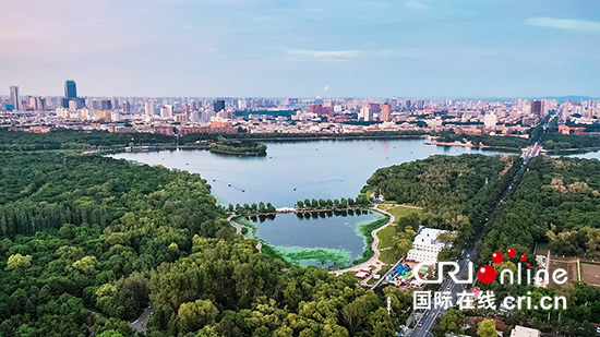 A【吉01】長春“拆圍透綠”讓市民共享“綠色福利”