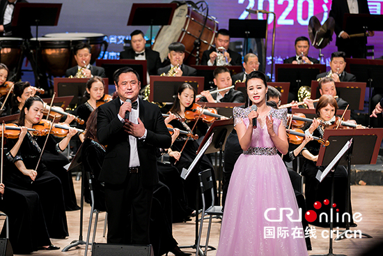 A【吉05】“精彩夜吉林•2020消夏演出季”精彩不斷 交響音樂會奏響愛國情