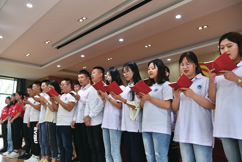 讓紅色基因永放光 ——吉林省探索“紅色旅遊＋”發展新路徑