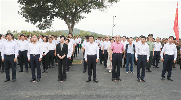 “吳大澂收複國土紀念”揭牌暨延邊州2024年“全民國防教育月”活動啟動儀式舉行_fororder_吉林揭牌2