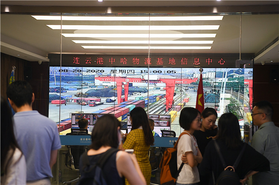 （B 原創 三吳大地蘇州 移動版）連雲港自貿片區啟航一週年 大型海港産業鏈優勢明顯