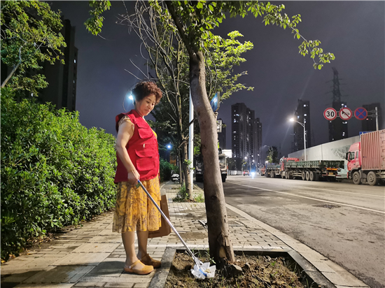 （有修改）（B 健康列表 三吳大地南京 移動版）南京市下廟社區志願者用“繡花”的精細功夫推進文明城市創建