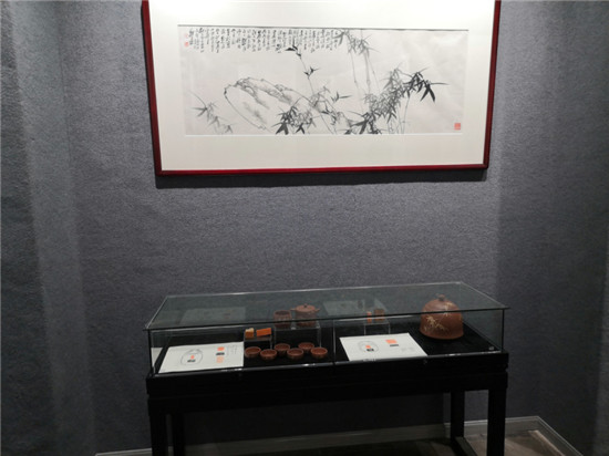 （B 文體列表 三吳大地泰州 移動版）“鄒昌霖書畫篆刻展”在泰州南山律寺展出