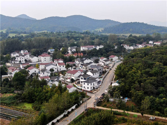 （有修改）（B 文旅列表 三吳大地南京 移動版）南京決勝全面小康攝影大咖采風行走進谷裏街道